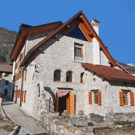 Apartment Albergo Diffuso - Cjasa Ustin-3 By Interhome بارسيز المظهر الخارجي الصورة