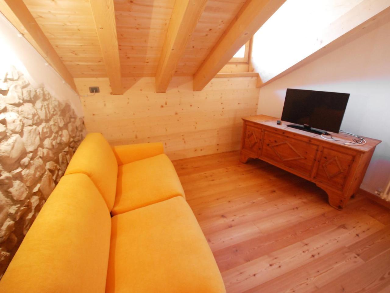 Apartment Albergo Diffuso - Cjasa Ustin-3 By Interhome بارسيز المظهر الخارجي الصورة